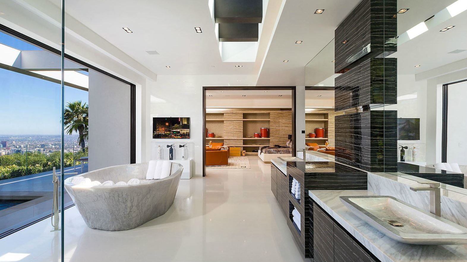 Advanced Distributed Audio